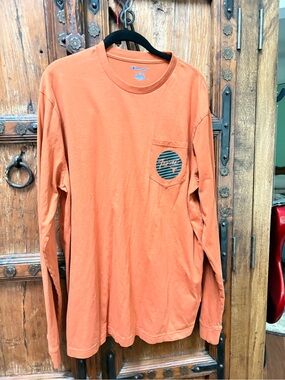 Champion Men's Long-Sleeve Pocket Tee - University of Texas Longhorns SZ XL
EUC